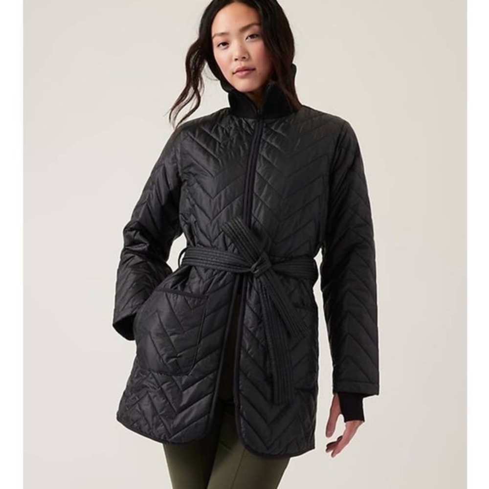 Athleta Mendocino Black Quilted Puffer Jacket Belted Long Sleeve‎ Sz XXS. NWOT